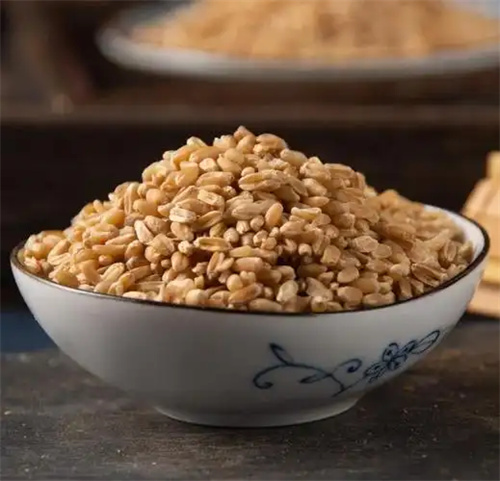 夏天总出汗?可能是身体阳气“漏风”了,两味药帮你补回来