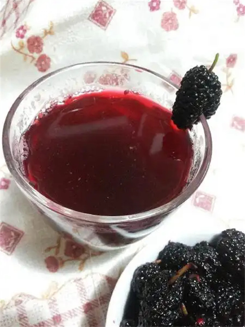 越是气血不足越要吃，这种水果，帮你把气血都补回来~