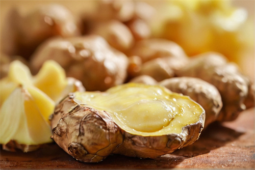 夏天用好姜,效果赛参汤!5个夏季用姜小技巧,一定要学会~