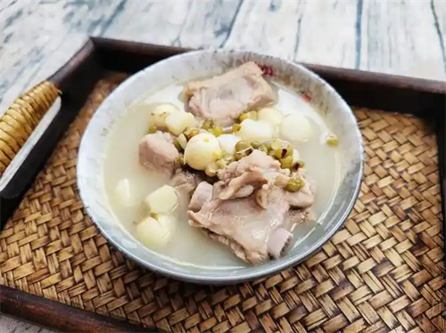 三伏天这种汤要多喝,清热祛湿又护心!