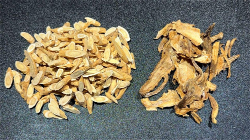 这菜不起眼，却比黄芪补气，比当归补血，老人餐桌上的“宝藏食材”