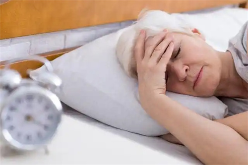 人老了，不在于运动，不在于喝水，请重视这3条准则！