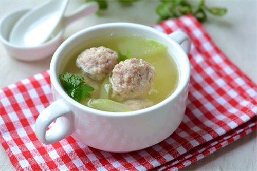 丝瓜苦瓜靠边站，夏天最该吃的是它！高钾低钠，浑身是宝，吃对了营养翻两番~