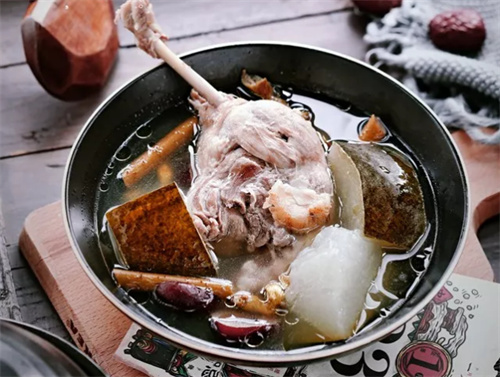 丝瓜苦瓜靠边站，夏天最该吃的是它！高钾低钠，浑身是宝，吃对了营养翻两番~