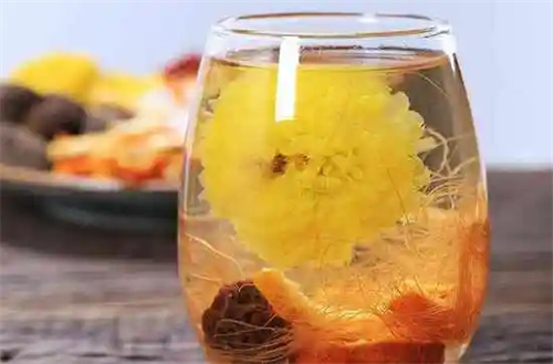 入秋后水杯里加一把，拔出体内水湿的根！还能养肝利胆