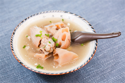 老话说“补药一堆,不如秋菜一把”!立秋后,这3种秋季“冠军菜”要多吃,润燥又营养