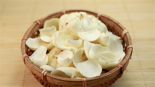 铁打的肺也需要养!这些最养肺的食物,中医西医都推荐,从现在吃到立冬,身体变化看得见!